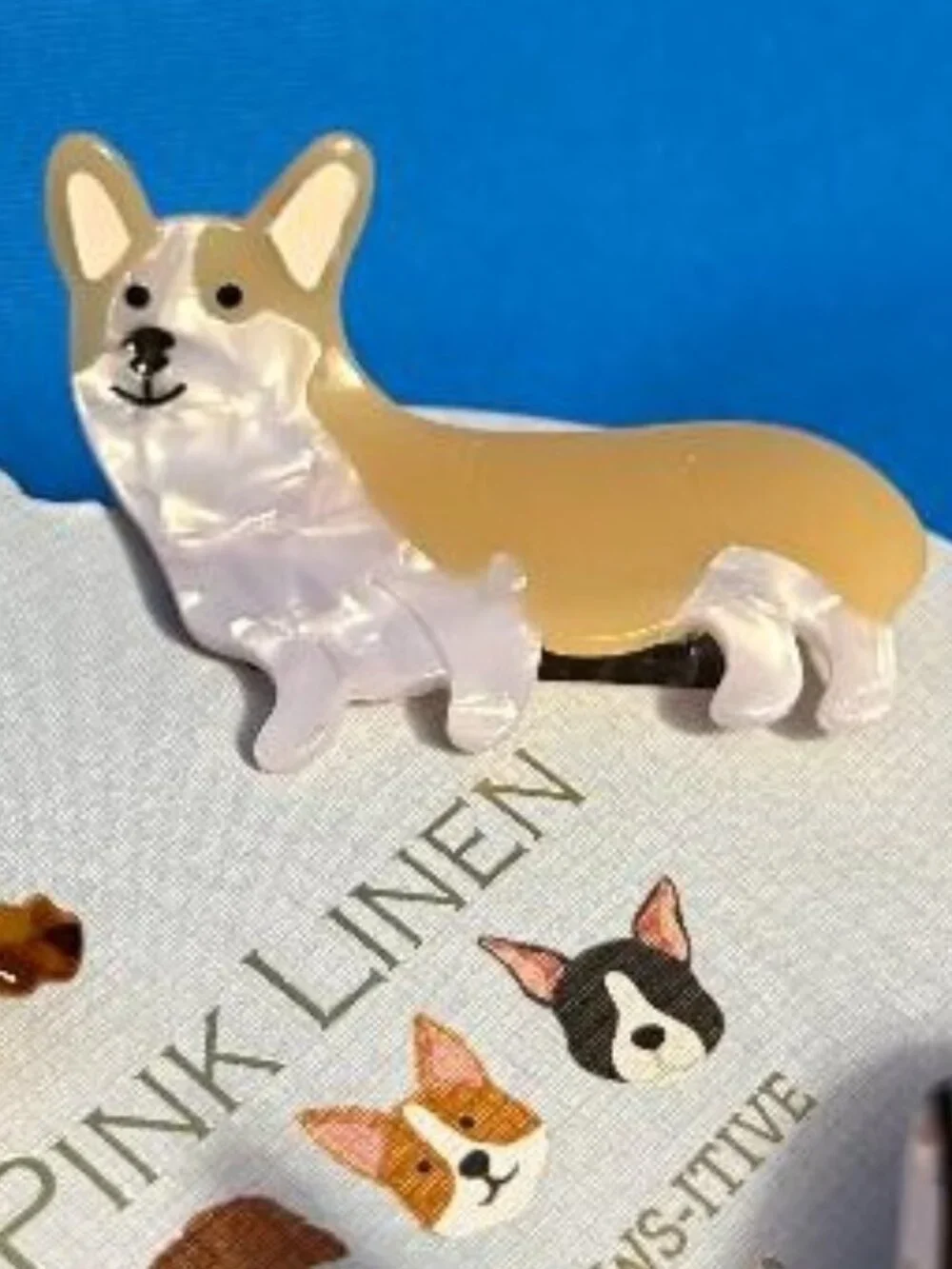 PINK LINEN DOG HAIR CLIPS FRENCHIE / BOSTON TERRIER & DACHSHUND & PEMBROKE CORGI